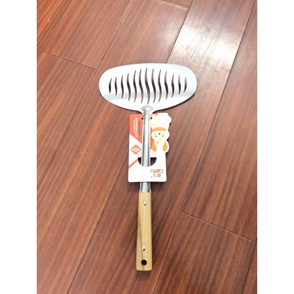 Xẻng lật cá rán nguyên con chuyên dụng nhà bếp cao cấp