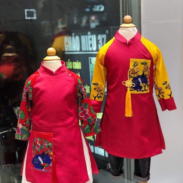 Áo dài tết đôi cho bé