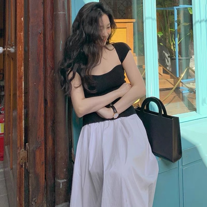 Áo thun nữ Len Sexy Cổ vuông Cúp ngực Ngắn tay Retro Ulzzang Hàn Quốc Áo kiểu nữ Phong cách Cổ điển Vintage