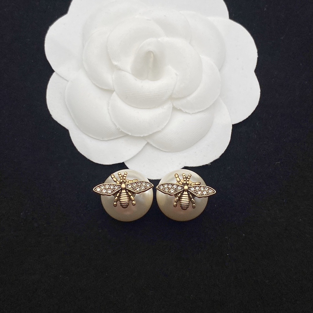 Khuyên Tai Dior Đính Ngọc Trai Giả Thời Trang Thanh Lịch Dành Cho Nữ