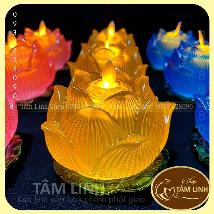 Đèn Nến điện tử Hoa Sen pha lê thủy tinh Đèn Led lung linh trang trí, thờ cúng, sử dụng pin 2A nhiều màu.