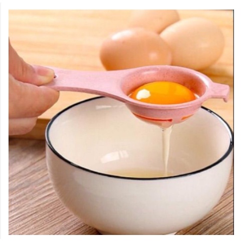 Dụng cụ tách lòng đỏ trứng gà