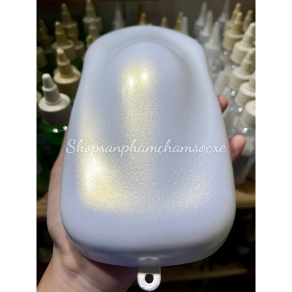 Trắng ngọc ánh vàng - Sơn 2k mờ cho xe máy, ô tô đóng lon 250g, 0.5kg và 1kg
