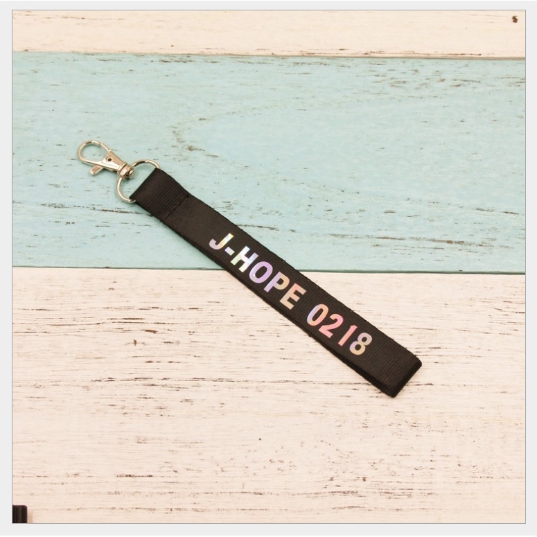 Nametag Jhope Hologram Dễ Thương