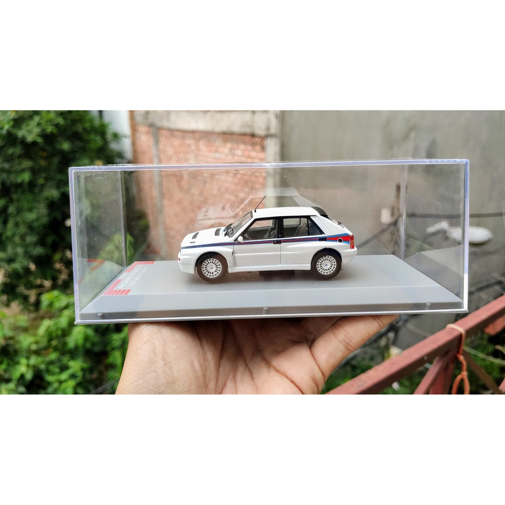 Mô hình tĩnh Whitebox Lancia Delta Intergrale Martini 1992 tỷ lệ 1:43