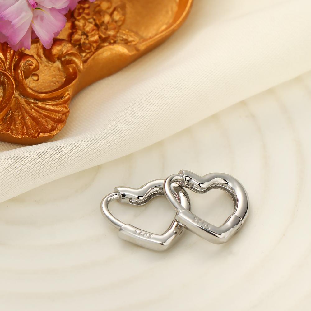 Khuyên Tai Nữ Hình Trái Tim Mạ Bạc S925