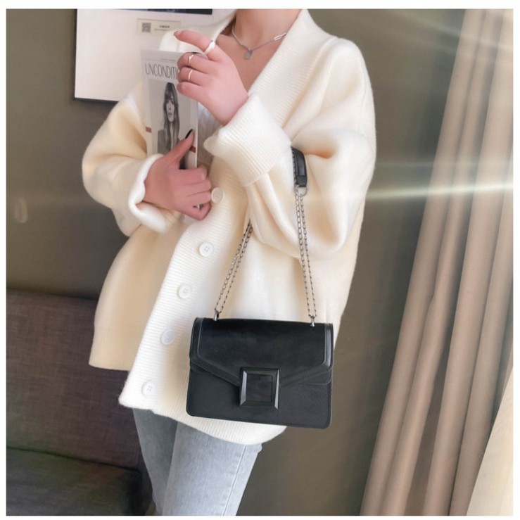 Túi xách nữ đeo chéo khóa vuông vân da rắn lót vải nhung mềm mịn siêu đẹp TX27 túi đeo vai Chip Xinh Bag | BigBuy360 - bigbuy360.vn