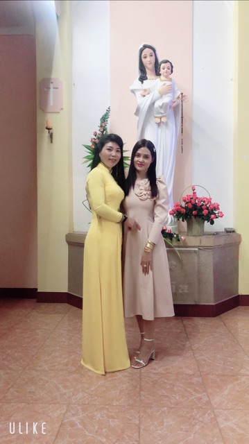 Váy made by thùy linh