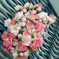 Vòng nguyệt quế/Hoa cài đầu (ảnh shop chụp)