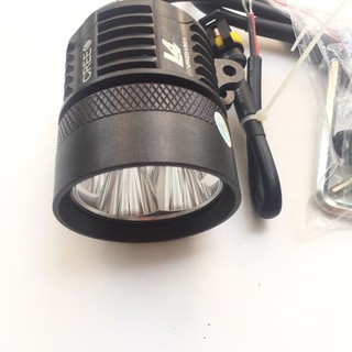 Đèn L4X chống nước Full phụ kiện