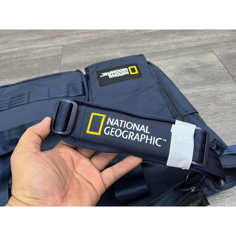 Cặp NATIONAL GEOGRAPHIC