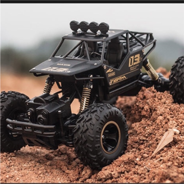 [Hà Nội] Xe điều khiển địa hình offroad + pin, Xe Điều Khiển Từ Xa Cực Nhạy