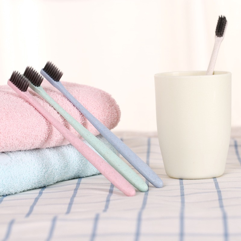 Bàn chải đánh răng bằng lúa mạch và sợi than tre mềm cho du lịch