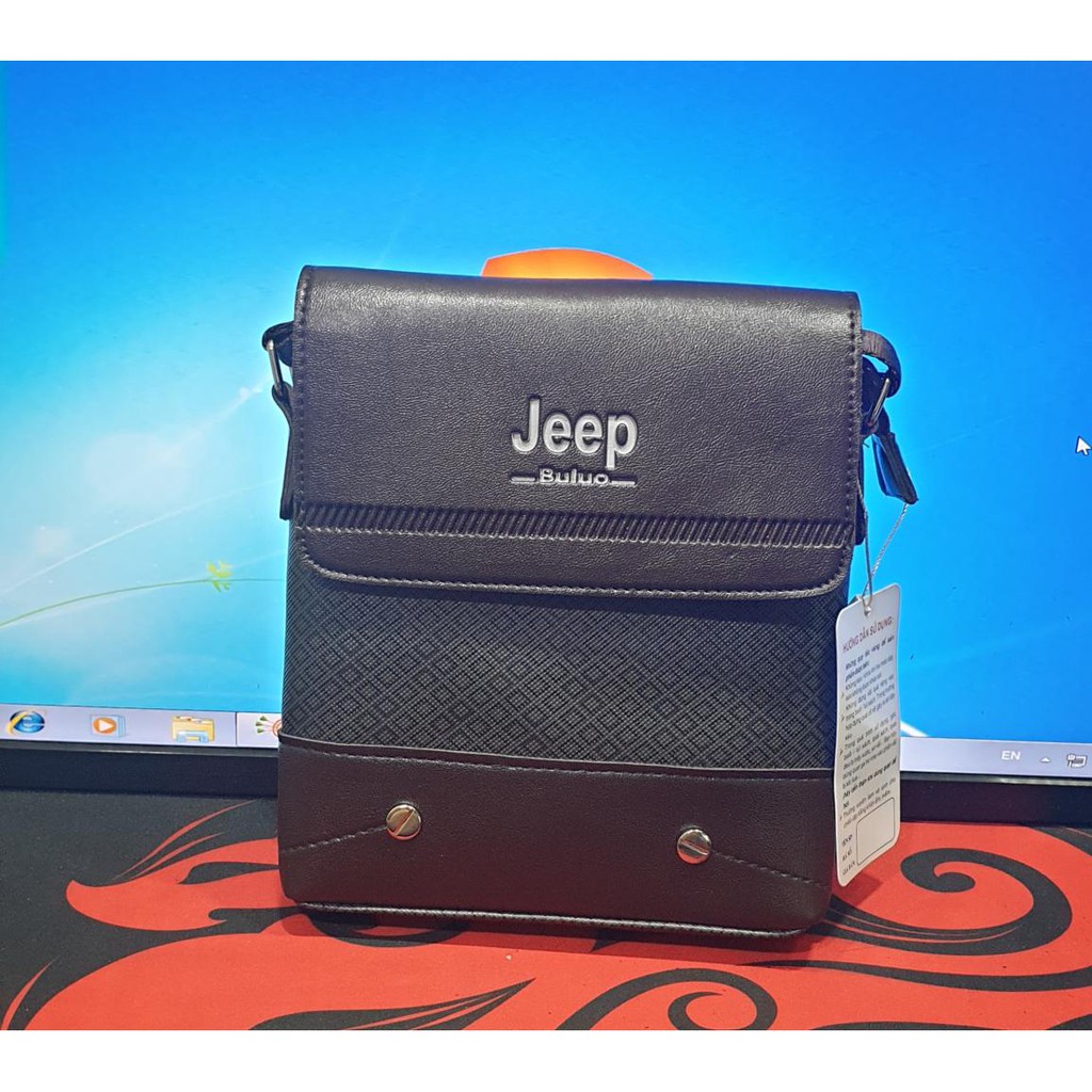 TÚI CHÉO JEEP NAM , ĐẸP, THỜI TRANG THUẬN TIỆN ĐỰNG MÁY TÍNH BẢNG VÀ NHIÈU THỨ KHÁC...