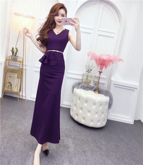 ĐẦM ĐUÔI CÁ DỰ TIỆC TÔN DÁNG