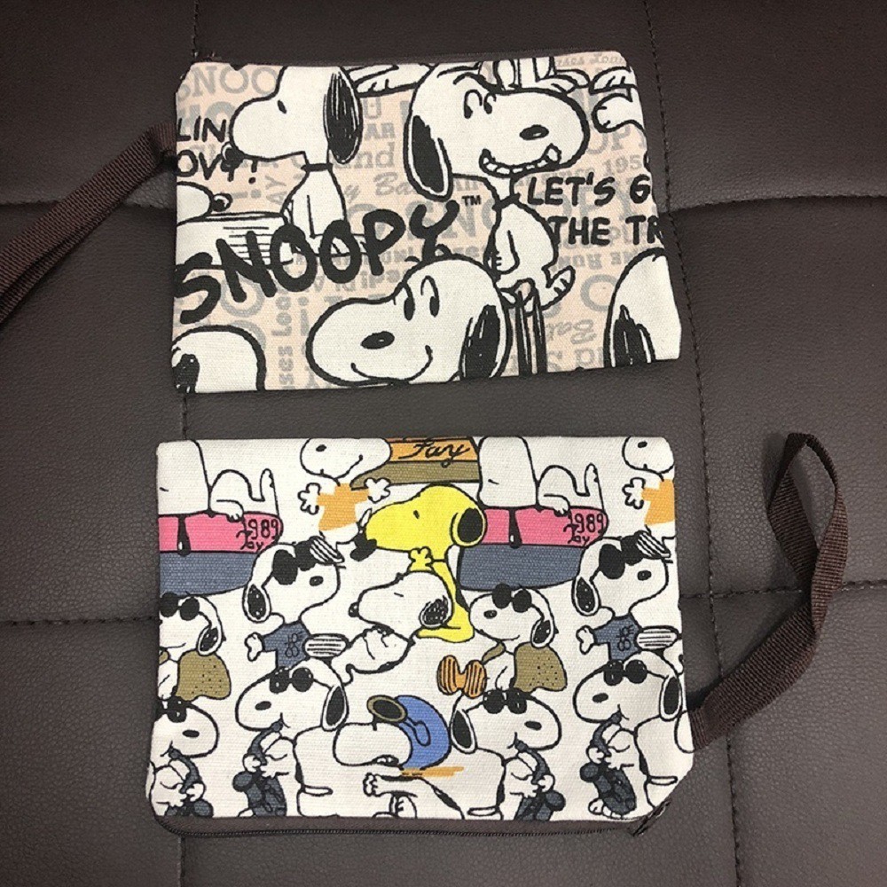 Túi đựng đồ trang điểm vải canvas in họa tiết snoopy phối khóa kéo dễ thương