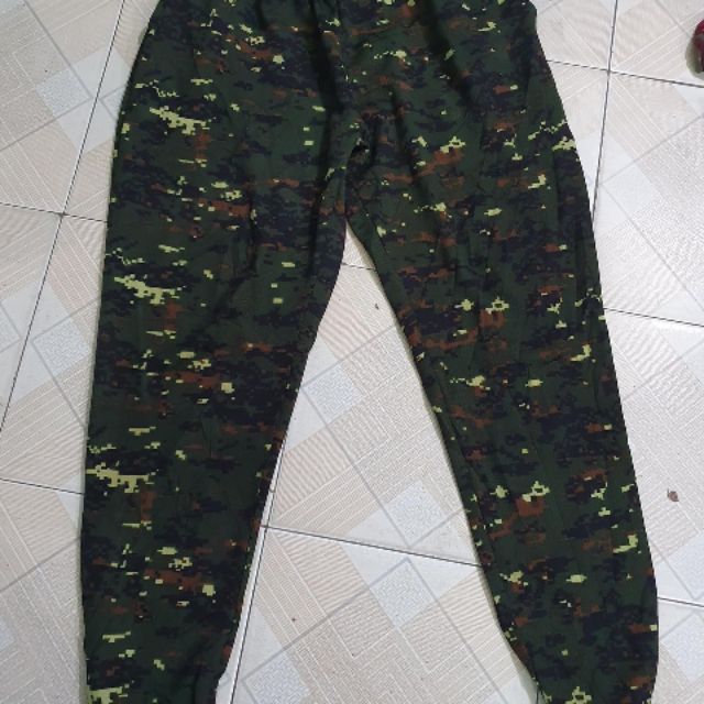 Quần... Nhi Nguyễn(4,0)