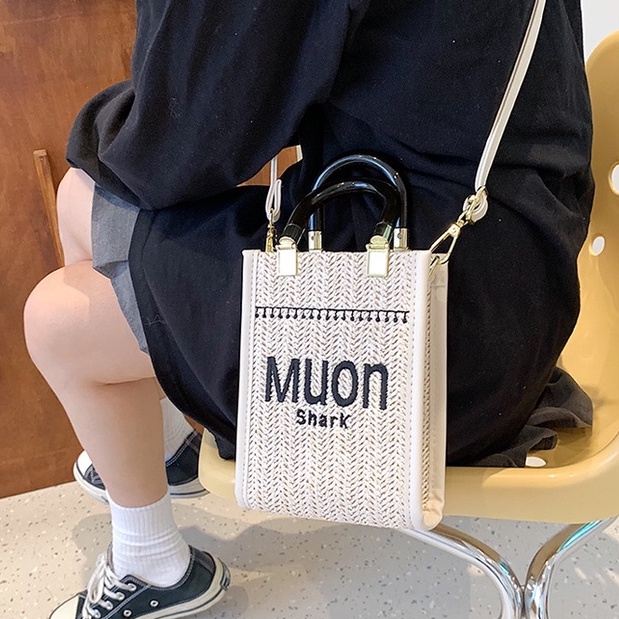 Túi Poly mini đeo chéo - MUQN Shakr - (New Arrial)