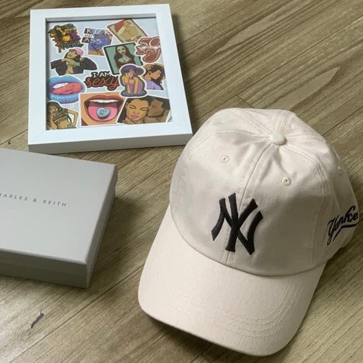 Mũ Lưỡi Trai Kem Thêu Yankees - LT24