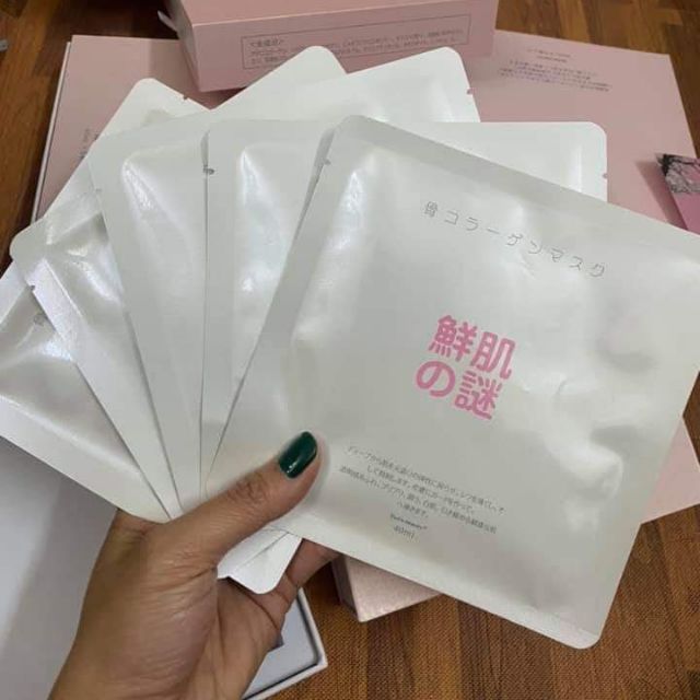 Mặt nạ colagen