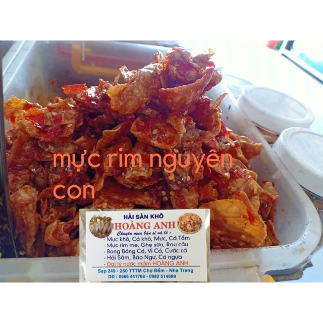 Mực rim me nguyên con