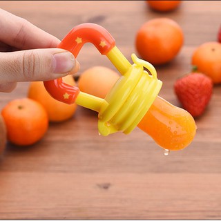 Núm tập ăn dặm chốc hóc cho bé yêu