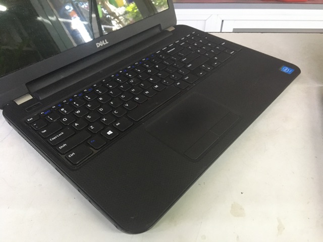 Laptop Dell Inspirion 3531 - CPU intel N2830 @ 2.16G - Dram 4G - Ổ cứng SSD 60G + HDD 500G - Màn hình 15.6 LED HD