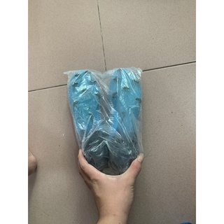 giày đá bóng giá rẻ