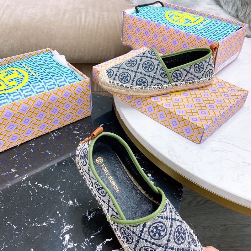 Giày Đế Cói hoa văn