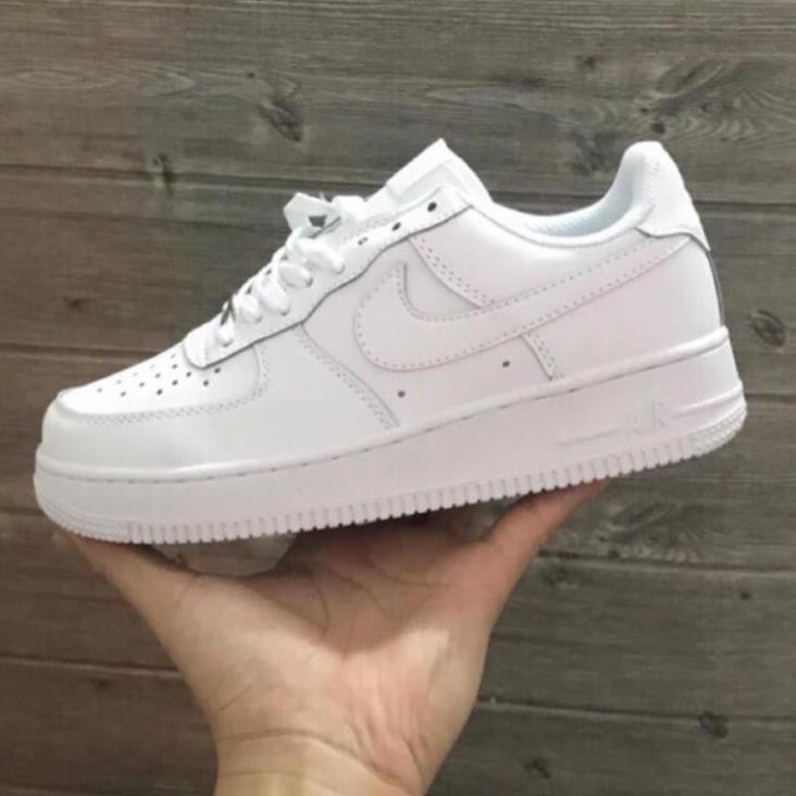 Giày AF1 trắng⚡𝑺𝒂̣̂𝒑 𝑮𝒊𝒂́🌸Sneaker AF1 Trắng full size nam nữ