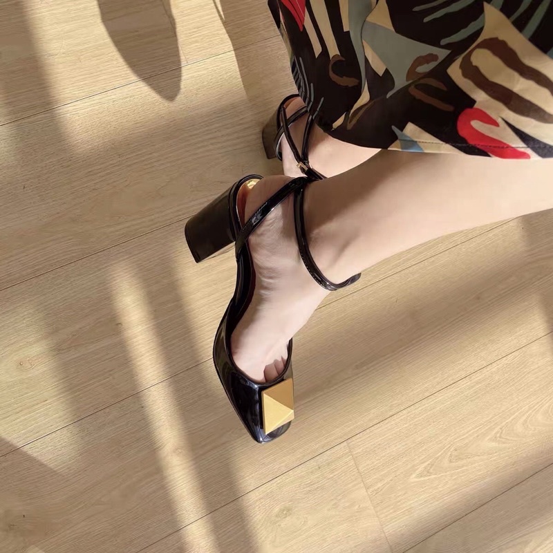 Sandal cao gót da bóng mũi kim loại quai cài qccc fullbox