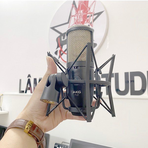 Micro AKG P420 - Micro Vocal Condenser Thu Âm Phòng Studio - Chính Hãng Áo (Bảo Hành 24 tháng) - Tặng Dây Micro