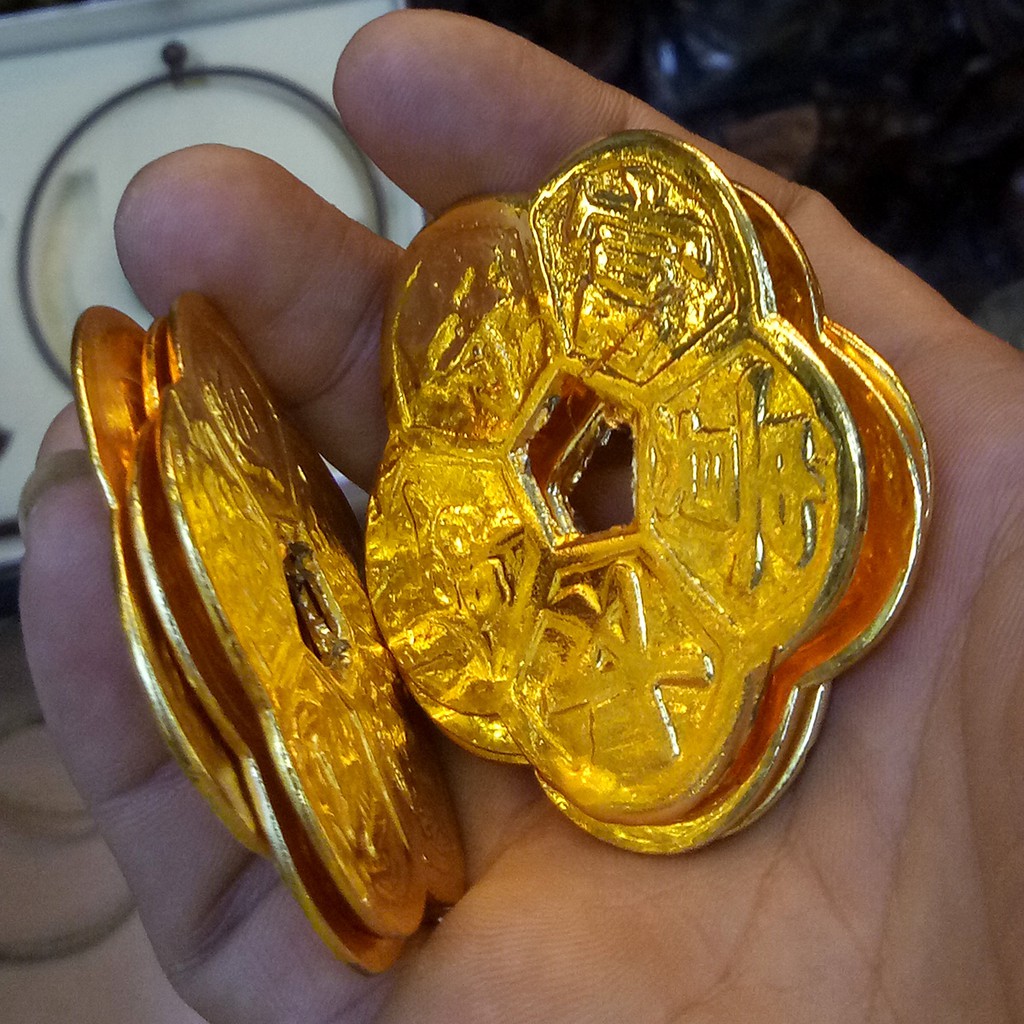 tiền xu hoa mai mạ vàng nano, tiền xu hoa mai bằng đồng | BigBuy360 - bigbuy360.vn