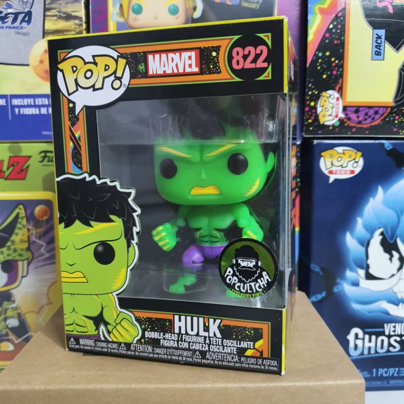 Đồ chơi mô hình funko pop 822 Hulk (Black Light) Popcultcha Sticker - Marvel