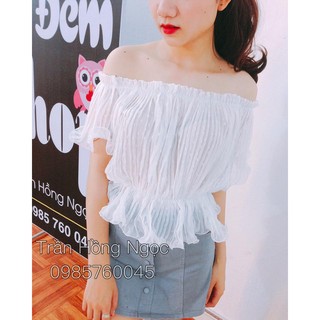 Áo trễ vai voan chấm bi xòe