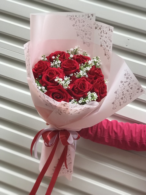 Bó hoa hồng nhung to kèm baby điểm