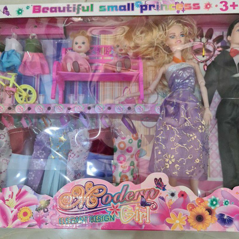 Bộ búp bê gia đình