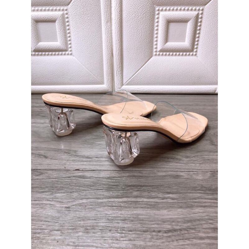 Giày dép quay trong gót trong 5p