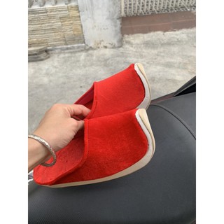 Thuyền hài cung đình Huế màu đỏ