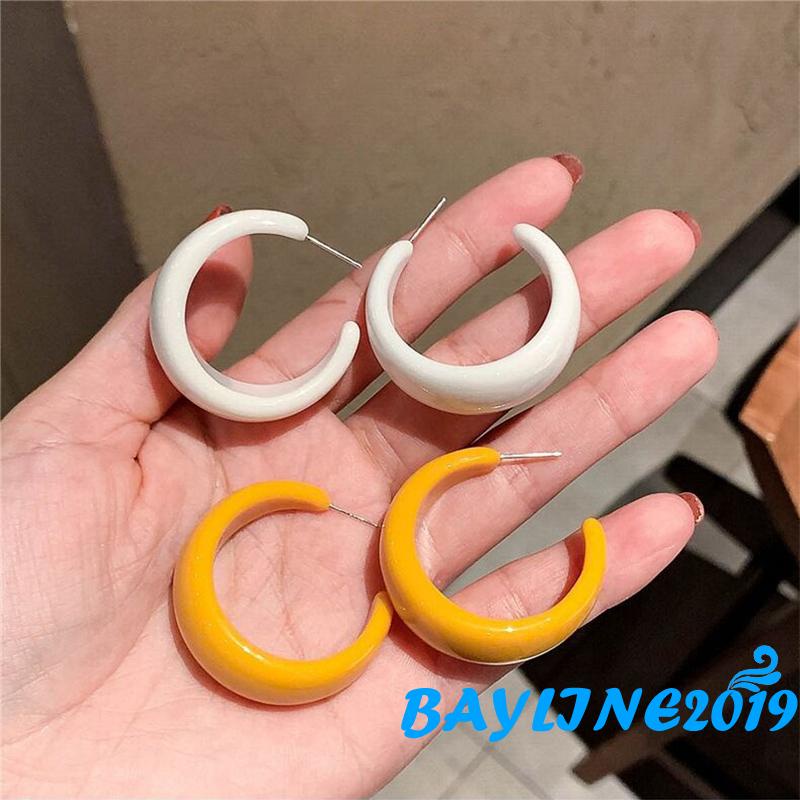 Khuyên tai nữ dạng vòng thời trang cá tính