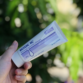 Kem giảm mụn Benzac AC 5% và 2.5%