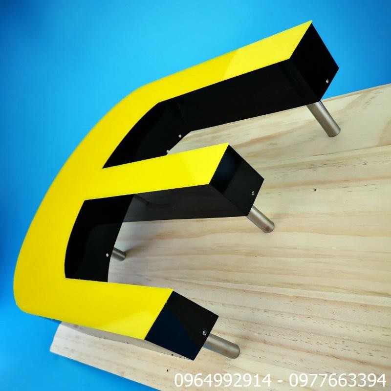 Chất tẩy keo dán sắt - tẩy keo 502 trên mica và alu