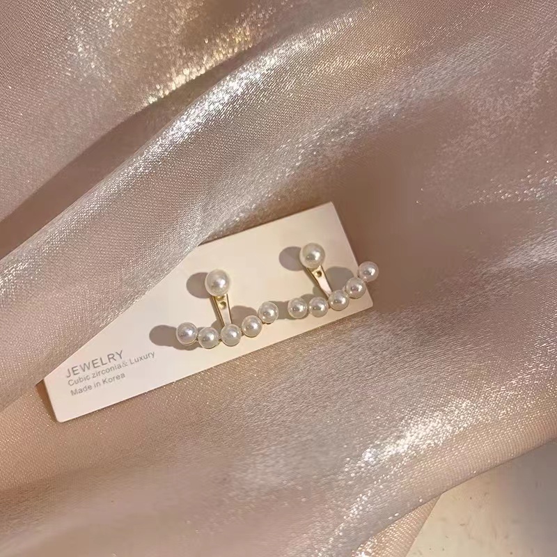 Khuyên Tai Nữ Trang Dáng Cong Đính Ngọc Trai Thời Trang