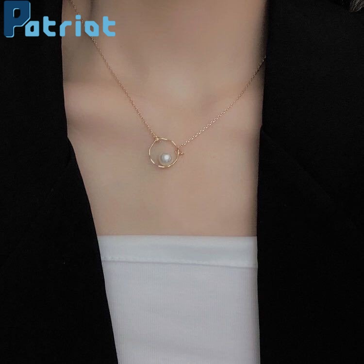 Vòng cổ Mặt Hình Tròn Đính Ngọc Trai Thời Trang