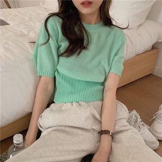 Áo croptop màu basic