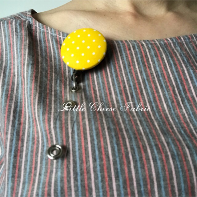 Dây đeo thẻ có dây rút bọc vải handmade Fabric Badge Reel