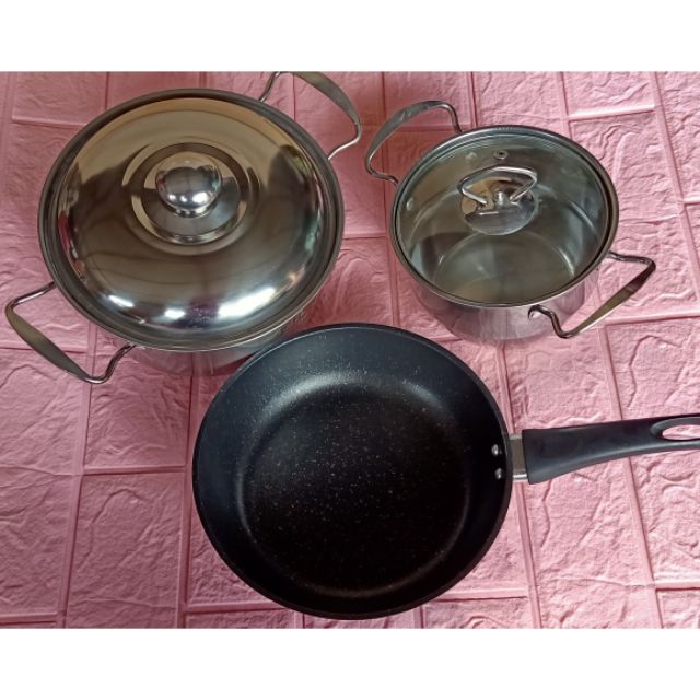 Góc thanh lý: bộ xoong nồi chảo 3 món (giá gốc 197k)