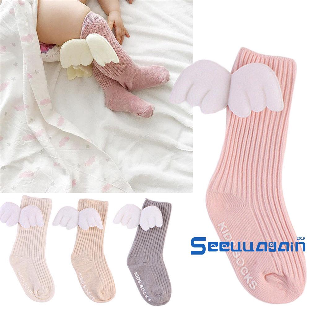 Đôi vớ cotton mềm mại cổ cao thêu hình đôi cánh thiên thần hợp thời trang cho bé