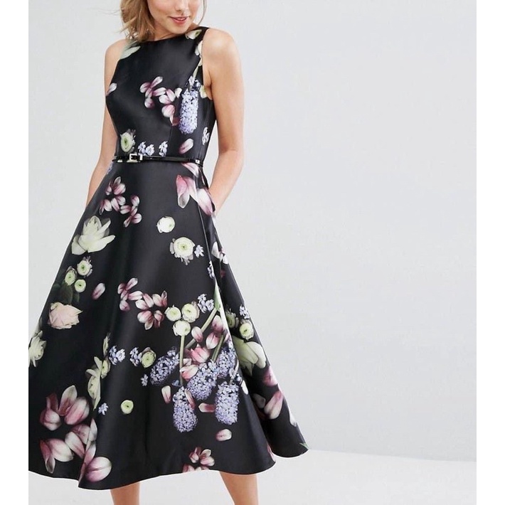 Đầm Ted baker mẫu mới in hoa nền đen có dây thắt lưng