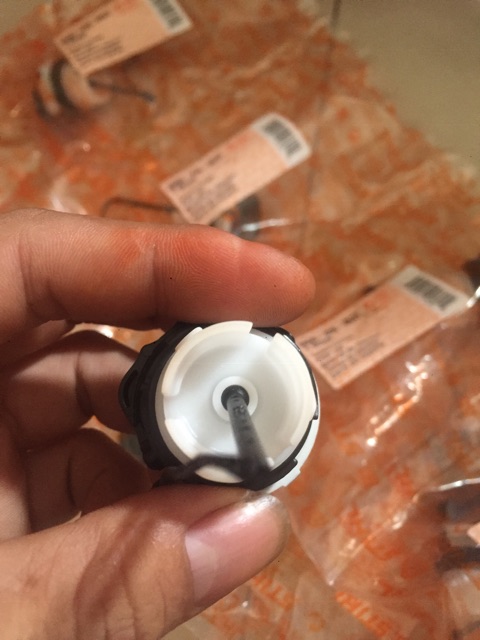 Nắp nhớt rin máy cưa stihl 381 dùng cho các loại cưa stihl như 210,230,250,382